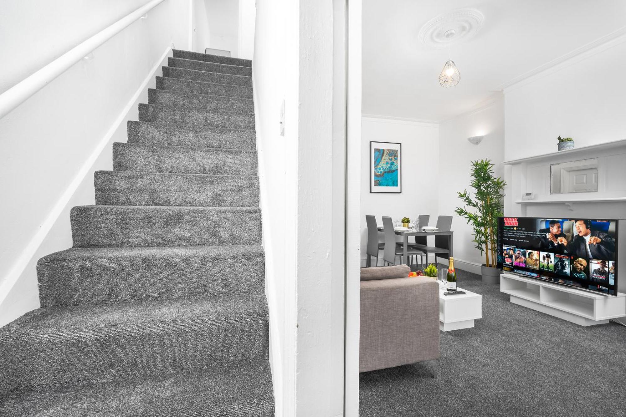 Harborne 2 Bedroom House - Parking - Smart Tv - Wifi - 62W Birmingham Esterno foto