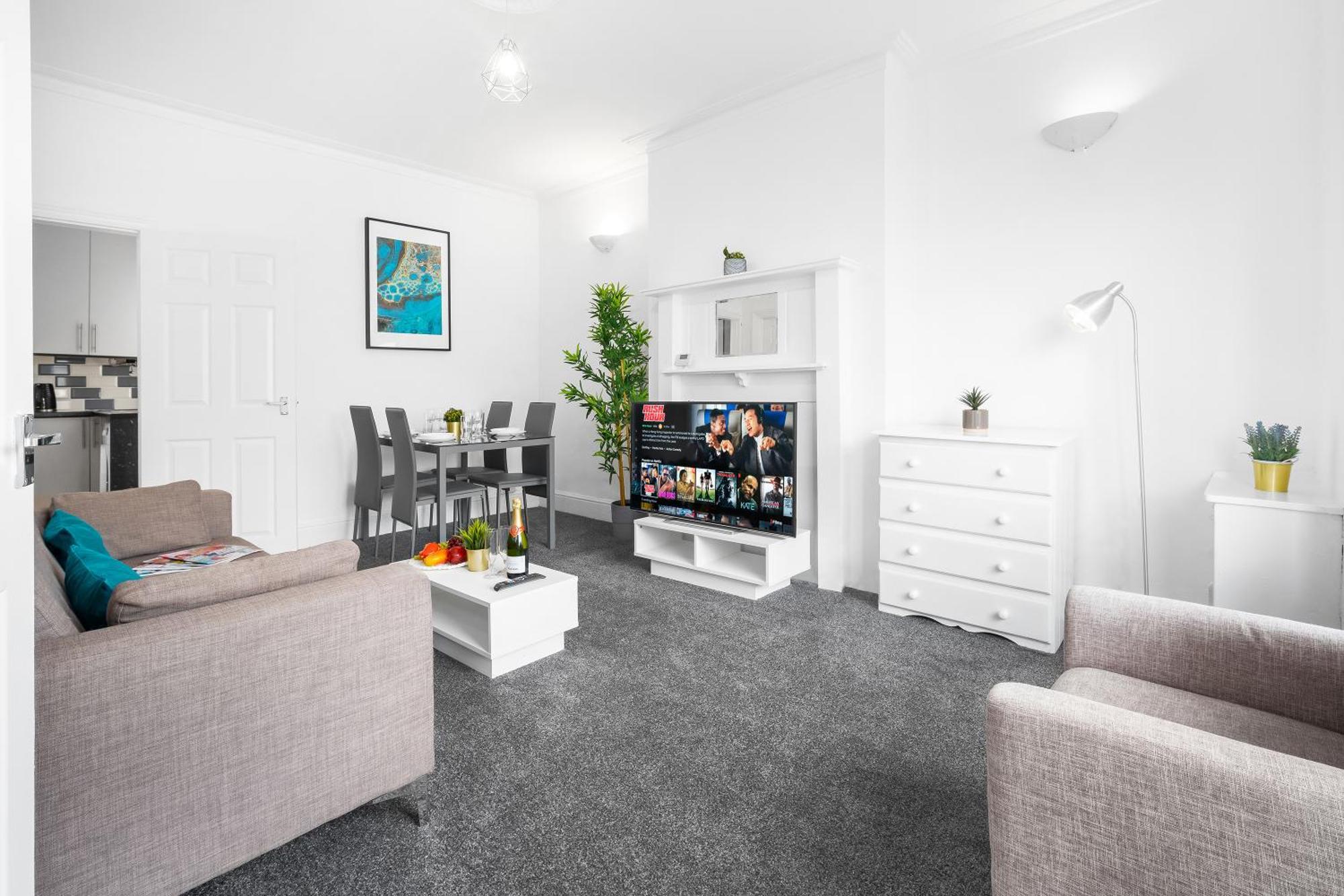 Harborne 2 Bedroom House - Parking - Smart Tv - Wifi - 62W Birmingham Esterno foto